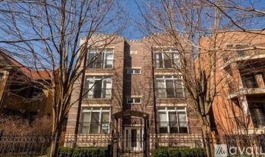 Main picture of 4728 N Malden St