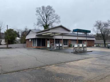 Main picture of 1030 S Salisbury Ave