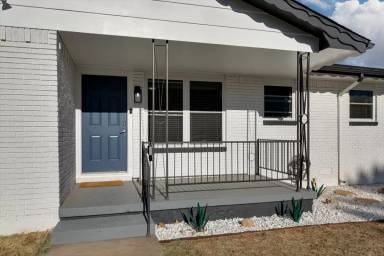 Main picture of 333 NW 65th St