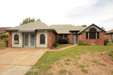 Main picture of 2011 Sundown Dr
