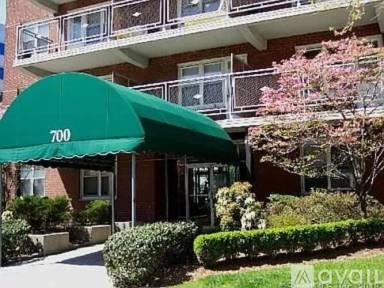 Main picture of 700 Summer Street Apartments