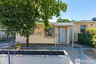 Main picture of 851 NW 36th Ave