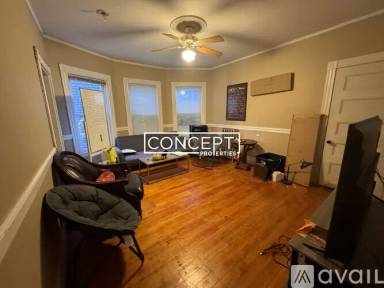 Main picture of 67 Hillside St