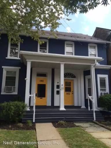 Main picture of 190 Main St