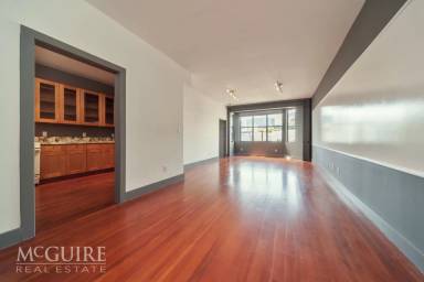 Main picture of 78 S Park St