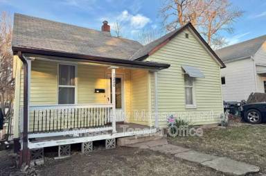 Main picture of 1220 SW Harvey Pl