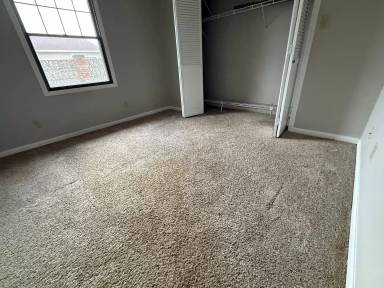 Main picture of 1120 E 8th St