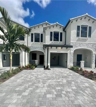 Main picture of 28561 SW 134th Ct