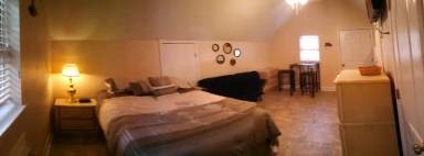 Main picture of 221 Foster St