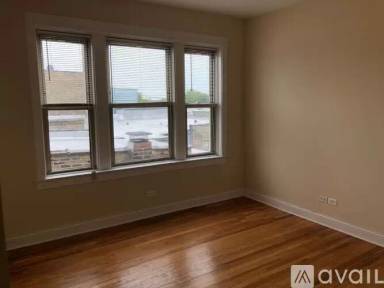 Main picture of 4844-58 N Drake Ave & 3537 W Ainslie St