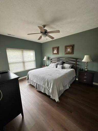Main picture of 325 Majestic Dr
