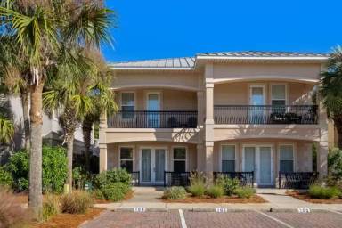 Main picture of 956 Scenic Gulf Dr