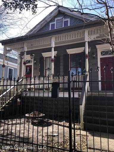 Main picture of 8238 Spruce St