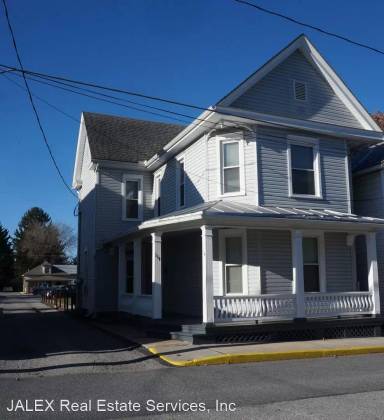 Main picture of 114 N Penn St