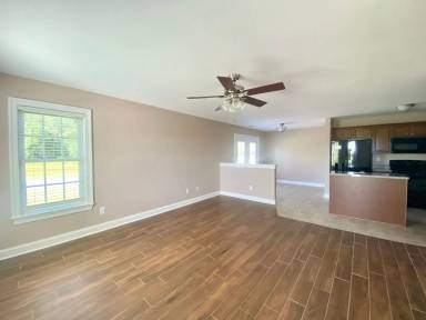Main picture of 532 Millbrooke Cir