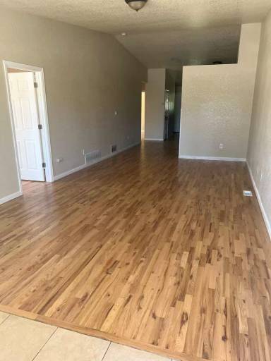 Main picture of 7377 Krameria St