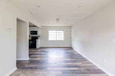 Main picture of 1818 Vesta Ave