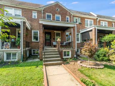 Main picture of 1316 Upshur St NW