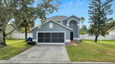 Main picture of 2614 Quail Run Blvd N