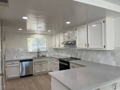 Main picture of 1330 Southwood Dr