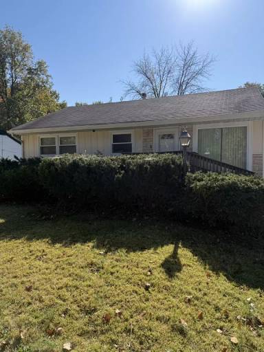Main picture of 10128 Mayfair Dr