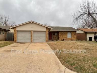 Main picture of 1041 W Main St