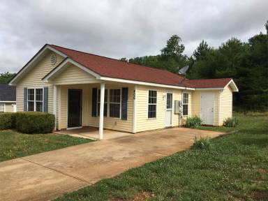 Main picture of 406 Earle Dr