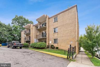 Main picture of 5106 F St SE