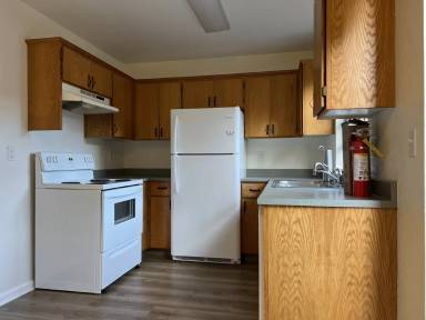 Main picture of 1598 Railroad Dr