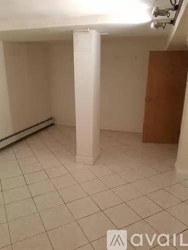 Main picture of 61-63 Gordon St