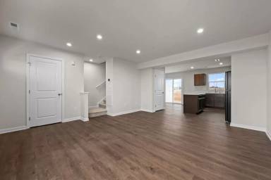 Main picture of 1018 Cambria Ln