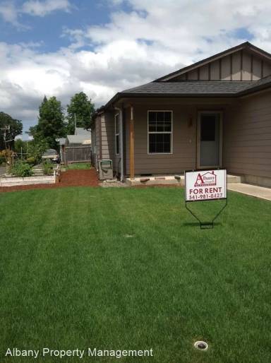 Main picture of 1737 13th Ave SW