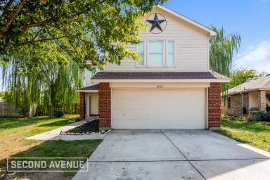 Main picture of 4845 Waterford Dr