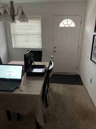 Main picture of 252 Village Dr