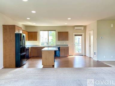 Main picture of 332 Bremerton Ave NE