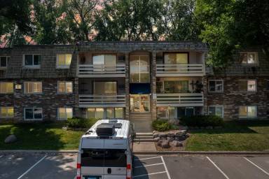 Main picture of 4407 Wilshire Blvd