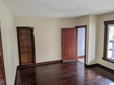 Main picture of 1348 Lynn St
