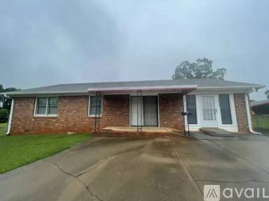 Main picture of 2656 Fairforest Clevedale Rd