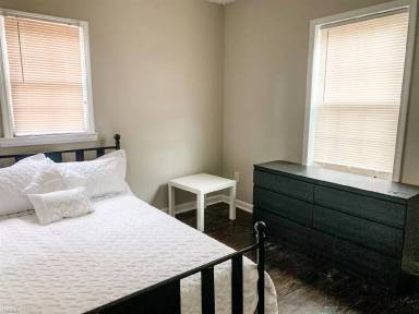 Main picture of 1221 Lena St NW