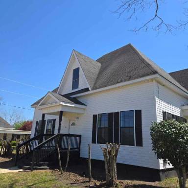 Main picture of 112 N John St