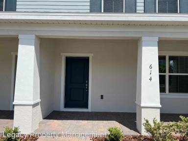 Main picture of 614 Cheval Ln