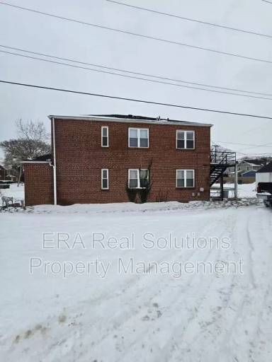 Main picture of 267 S Chase Ave