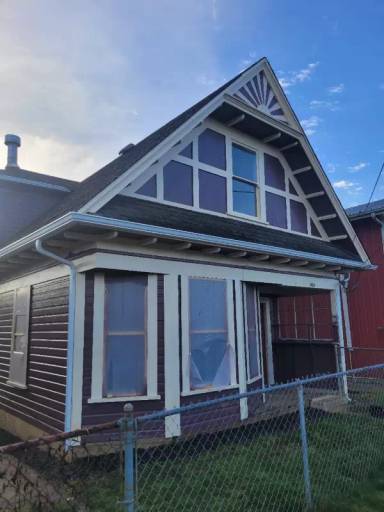 Main picture of 620 Duryea St