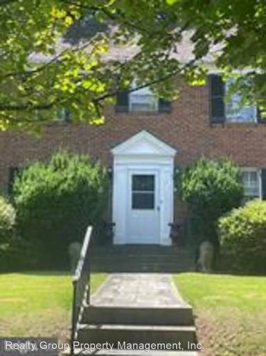 Main picture of 4520 Middleton Ln