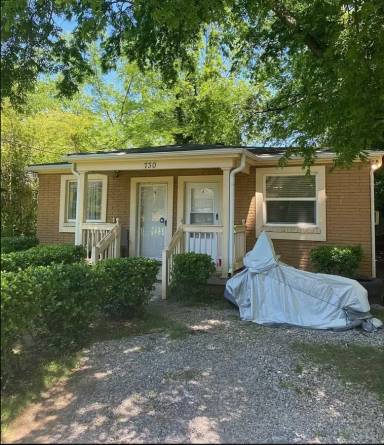 Main picture of 730 29th Ave N