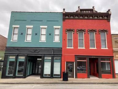 Main picture of 310 E Main Ave