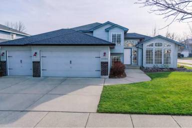 Main picture of 24104 E Maxwell Ave