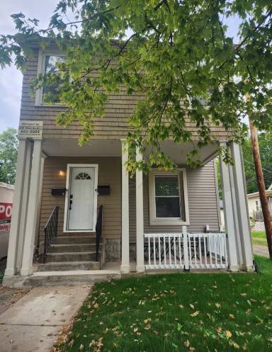 Main picture of 111 Ballard St