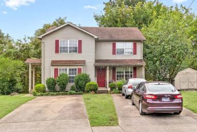 Main picture of 114 Cunningham Pl