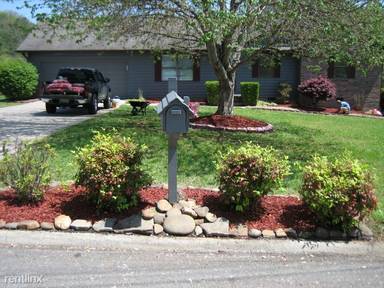 Main picture of 7216 Foxtrace Dr